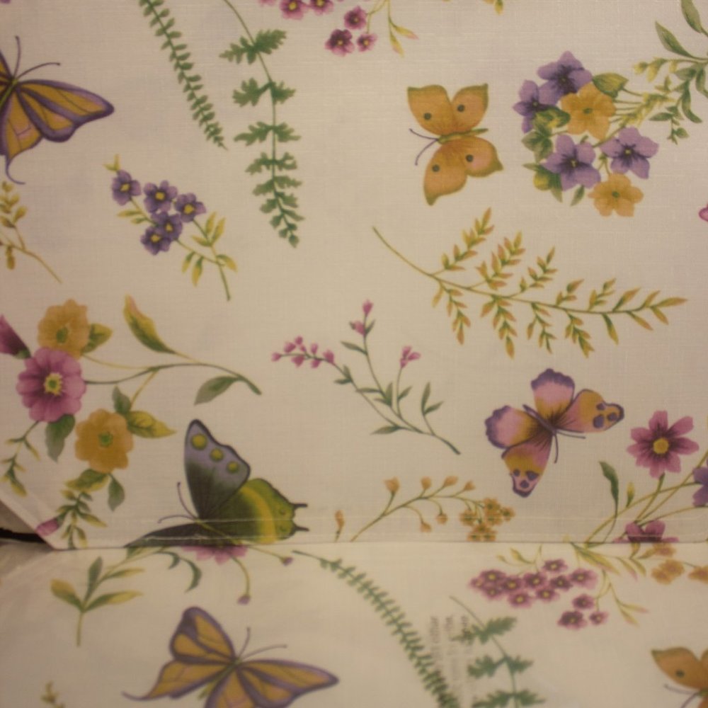 Butterfly Fields Place Mats Set of 4 00841R - Picture 2 of 3